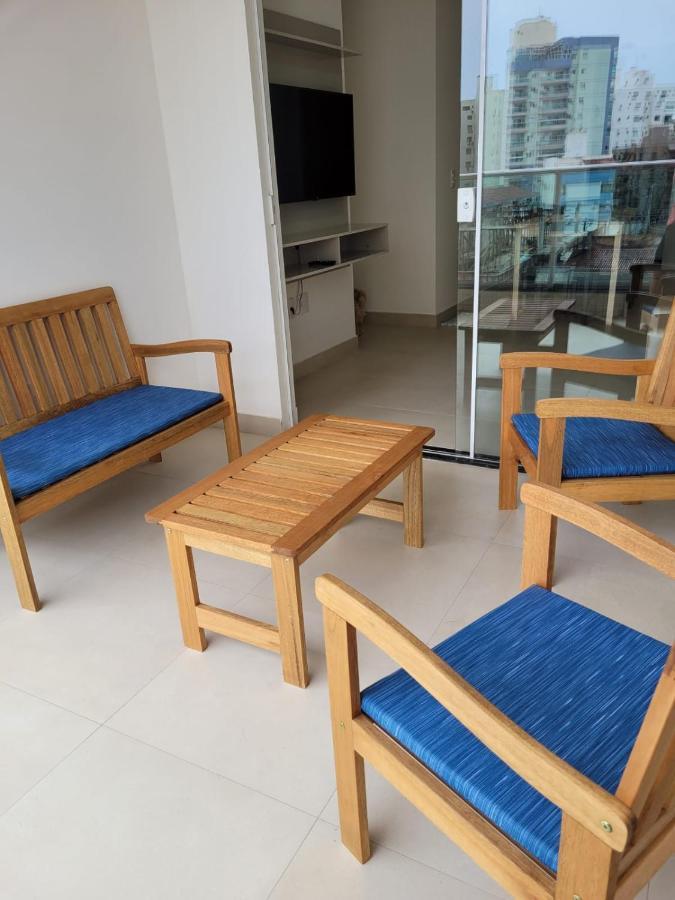 Apartamento Na Praia Do Morro- Guarapari, De Frente, Varanda Ampla, Duas Quadras Da Orla Da Praia Kültér fotó