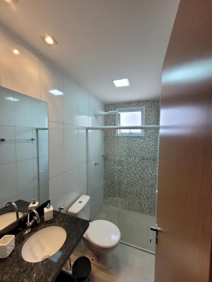 Apartamento Na Praia Do Morro- Guarapari, De Frente, Varanda Ampla, Duas Quadras Da Orla Da Praia Kültér fotó