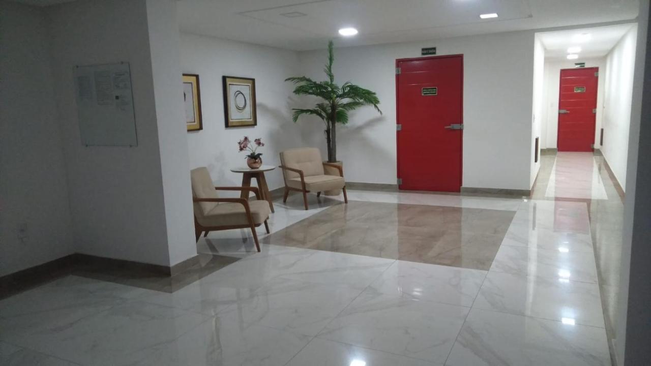 Apartamento Na Praia Do Morro- Guarapari, De Frente, Varanda Ampla, Duas Quadras Da Orla Da Praia Kültér fotó