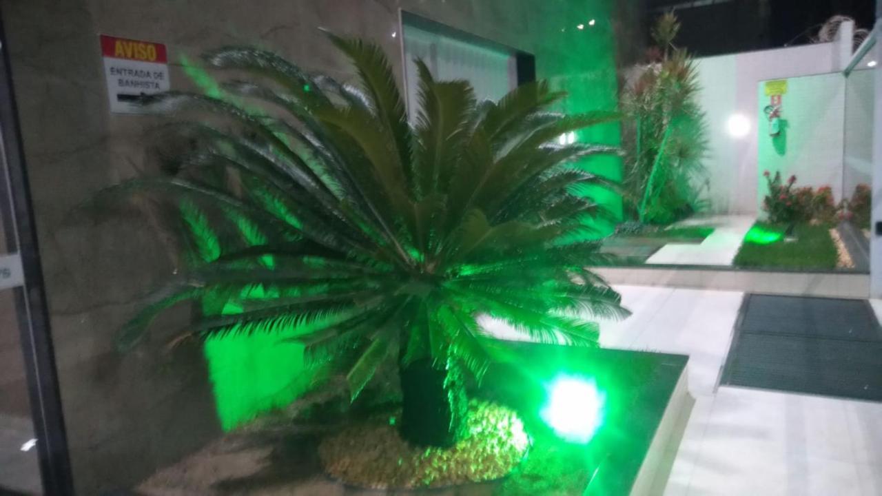 Apartamento Na Praia Do Morro- Guarapari, De Frente, Varanda Ampla, Duas Quadras Da Orla Da Praia Kültér fotó